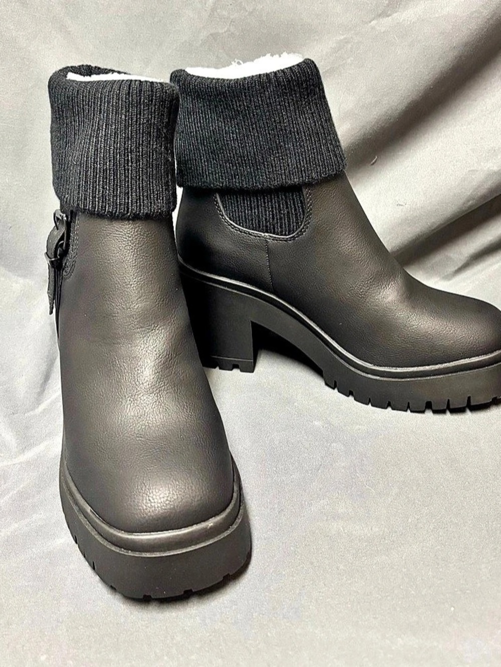 Soda Rhoda Black Ankle Boots with Knit Cuffs New With Tags